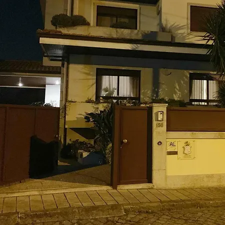 Charming House Portas Da منزل للإقامة *
