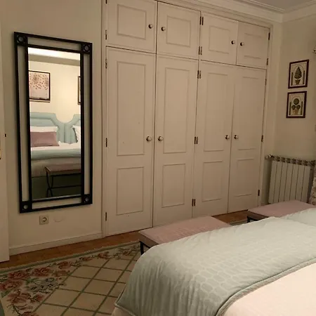 Проживание в семье Charming House Portas Da